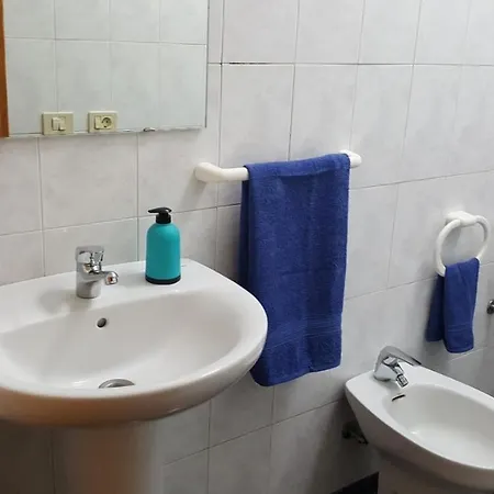 Alojamiento Irene * Сан Мигель